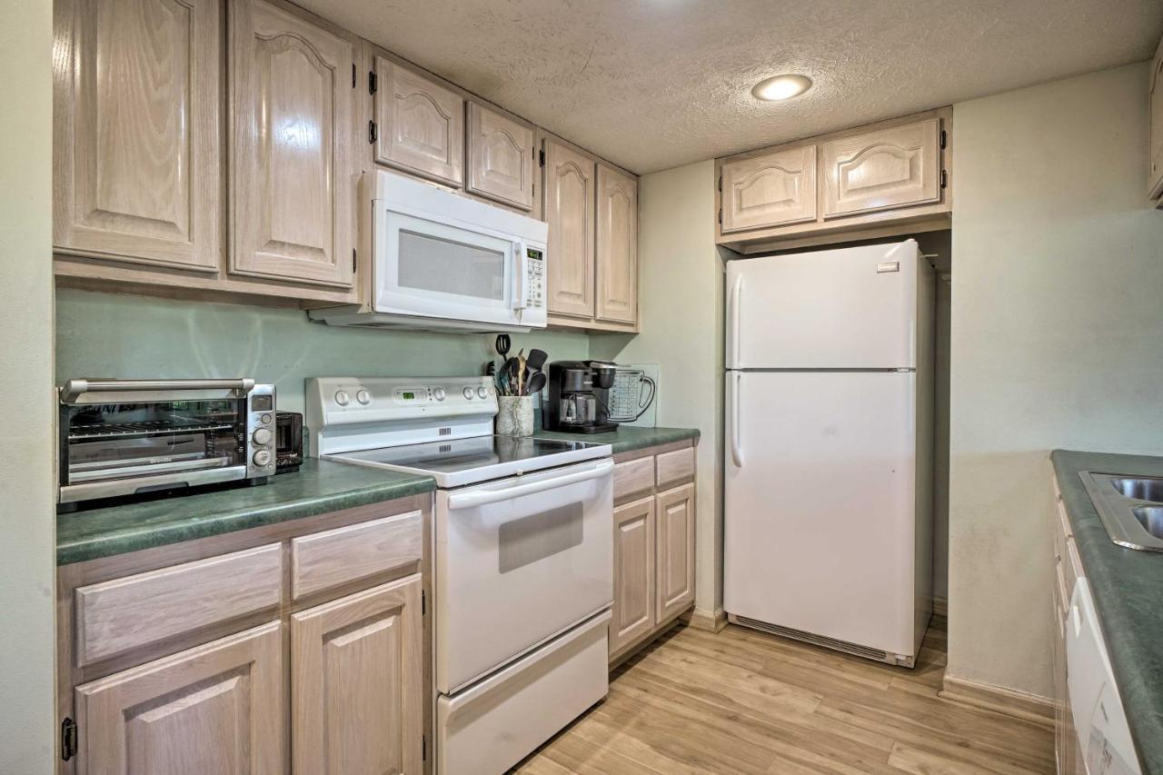Rustic Pigeon Forge Home With Private Hot Tub! Экстерьер фото
