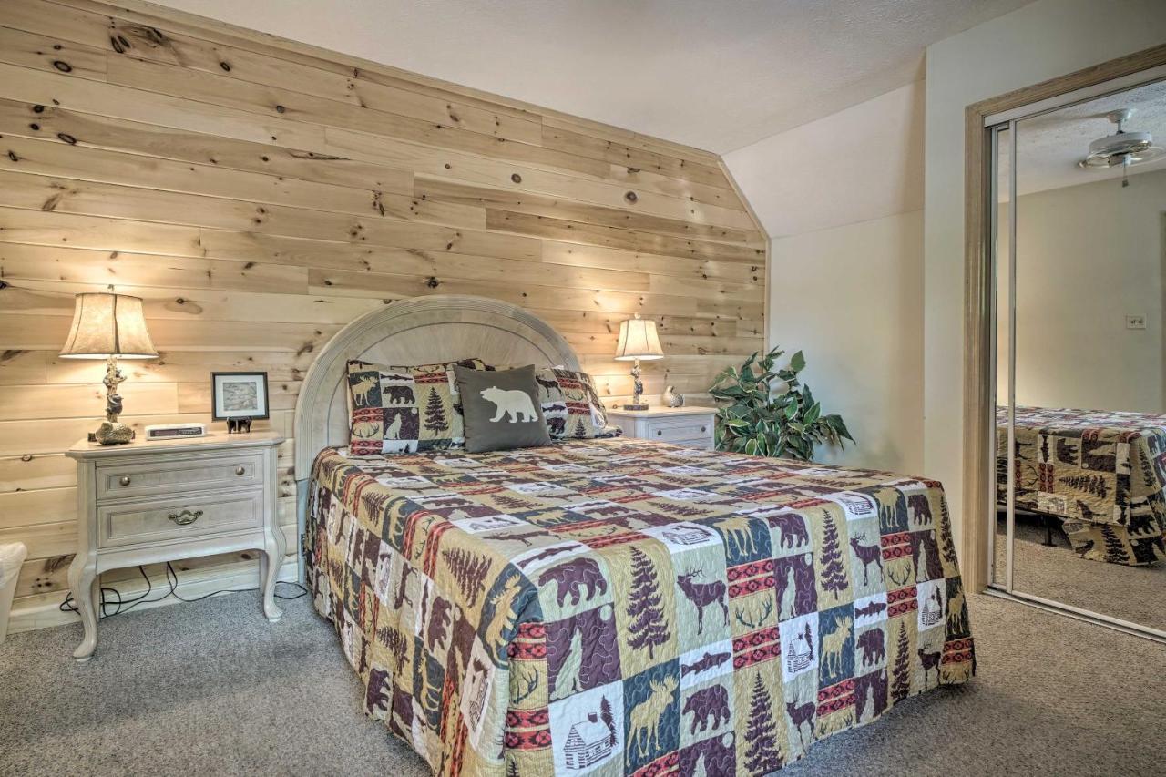 Rustic Pigeon Forge Home With Private Hot Tub! Экстерьер фото